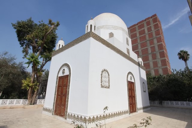 زیارتگاه مالک اشتر در حومه قاهره